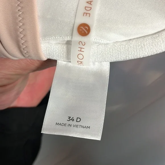 Shade & Shore bikini top. - Picture 4 of 5